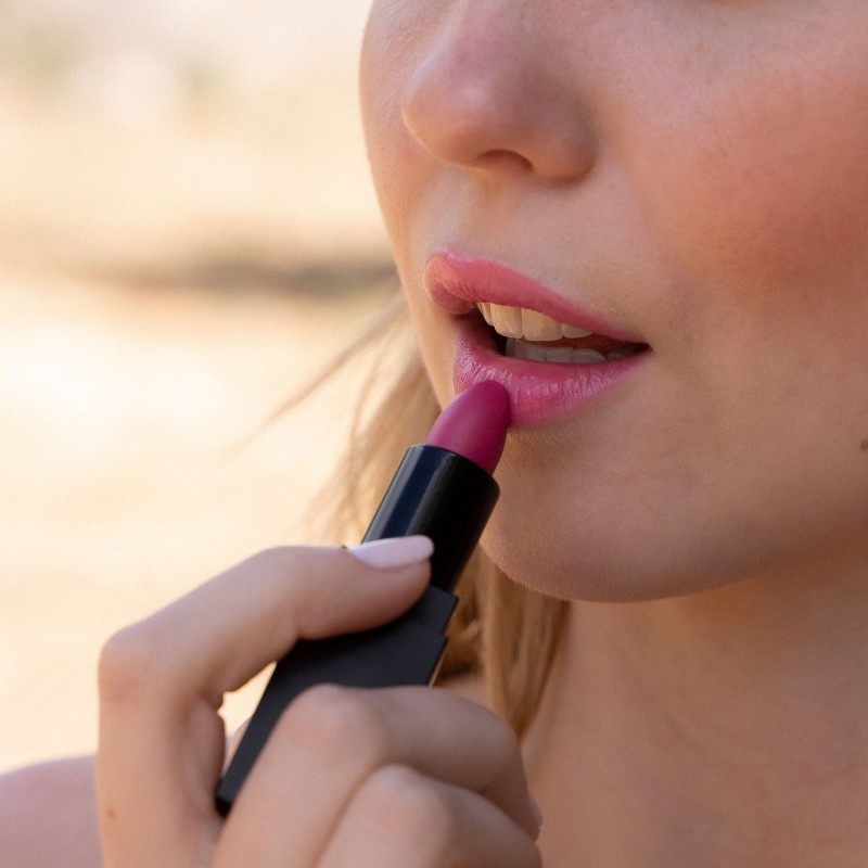 Dahlia/Pink Lipstick (Natural)
