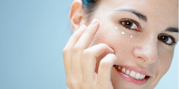 Todo lo que debes saber sobre el contorno de ojos.